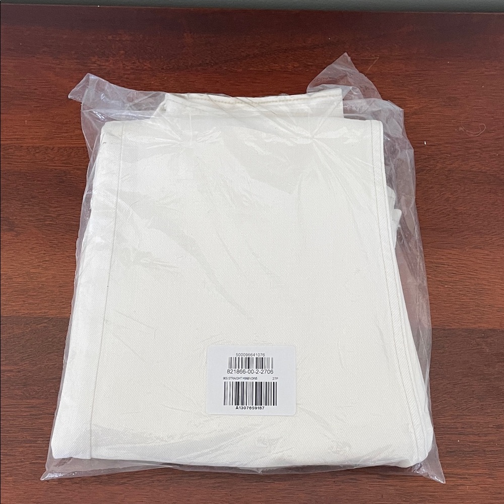 GAP Cream Denim Jeans, NWT - Picture 5 of 5
